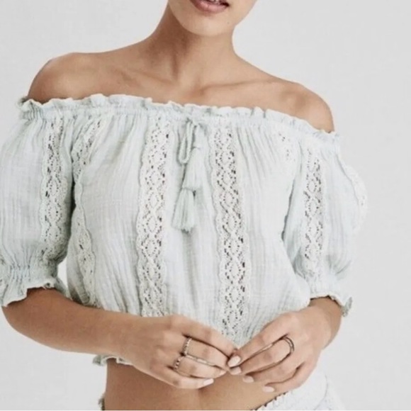 American Eagle Outfitters 100% Cotton Mint Green Peasant Crop Top-Size Small - Picture 1 of 7
